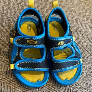 Keen Toddler size 6 sandals
